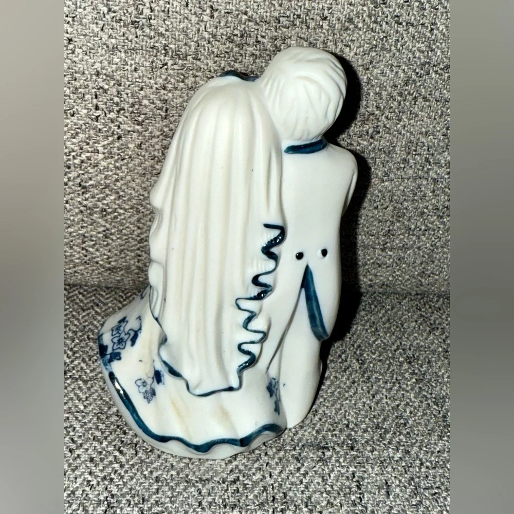 Porcelain Bride and Groom Figurine